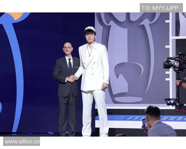 杨瀚森透露家人将到场支持但不参加揭幕战的消息