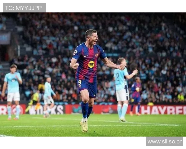 巴萨拜仁争抢19岁桑托斯左后卫索萨标价1500万欧元