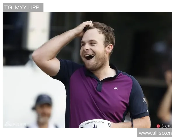 曼城致敬拳王哈顿今日齐聚曼彻斯特大教堂为他送行