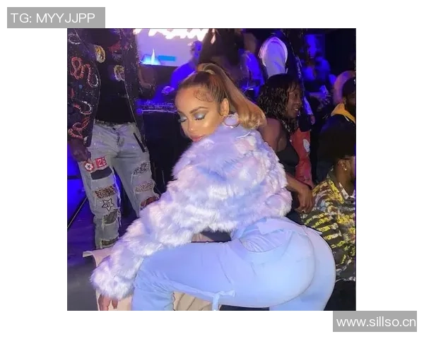 哈登新女友与查尔莫斯有过孩子还曾与路威热吻引发热议